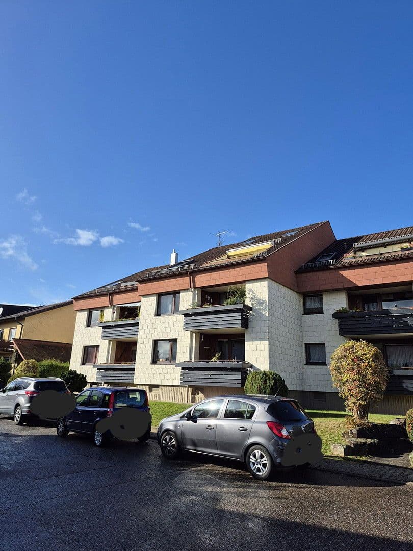 Prenájom bytu 3-izbový 74 m², Pforzheim, Bádensko-Wurttembersko Prenájom bytu 3-izbový 74 m², Pforzheim, Bádensko-Wurttembersko