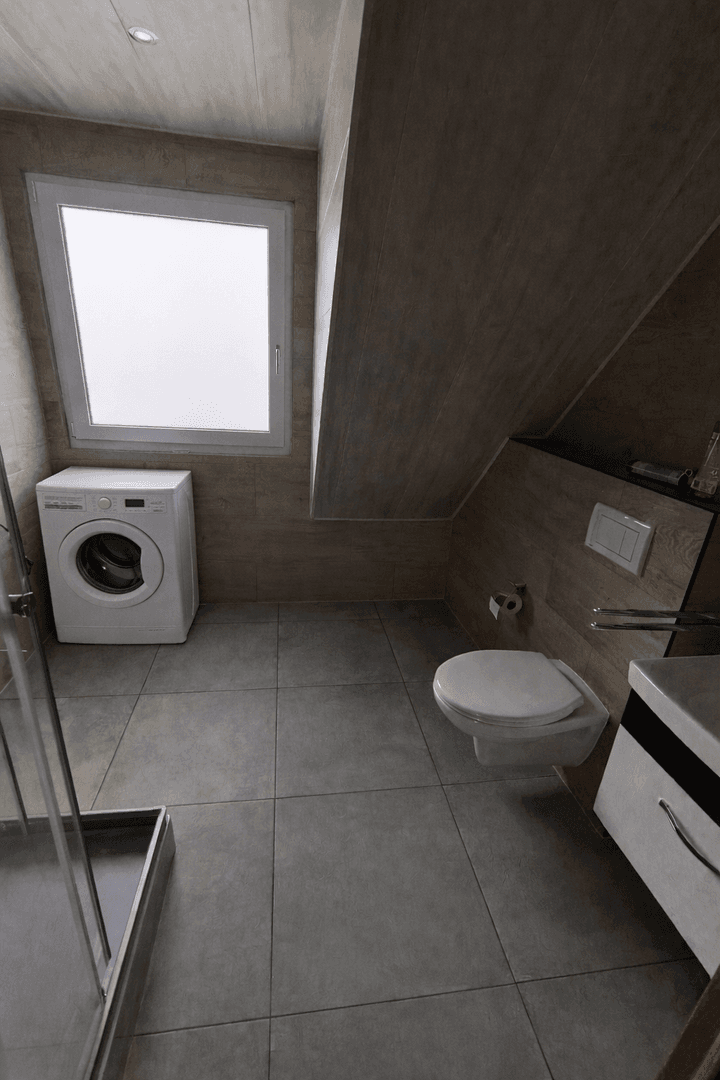 Prenájom bytu 3-izbový 87 m², Bad Rappenau, Bádensko-Wurttembersko Prenájom bytu 3-izbový 87 m², Bad Rappenau, Bádensko-Wurttembersko