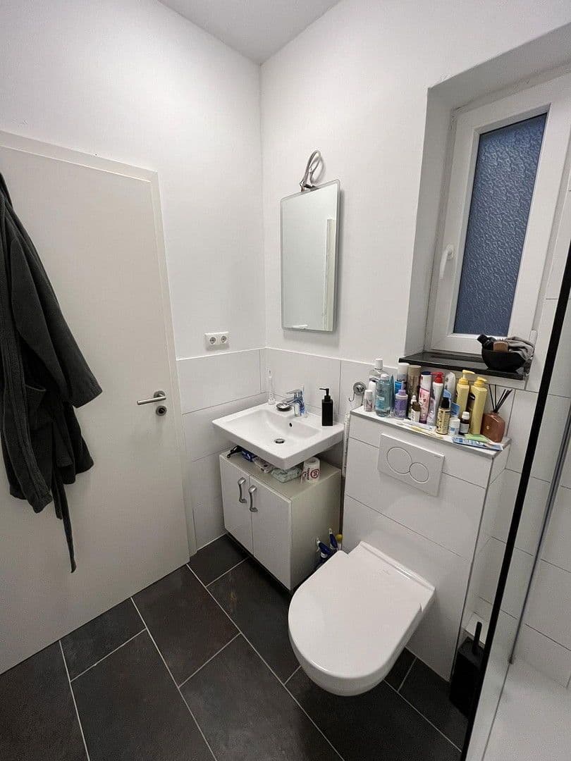 Prenájom bytu 1-izbový 34 m², Kölner Strasse 1, Leverkusen, Severné Porýnie - Westfálsko Prenájom bytu 1-izbový 34 m², Kölner Strasse 1, Leverkusen, Severné Porýnie - Westfálsko