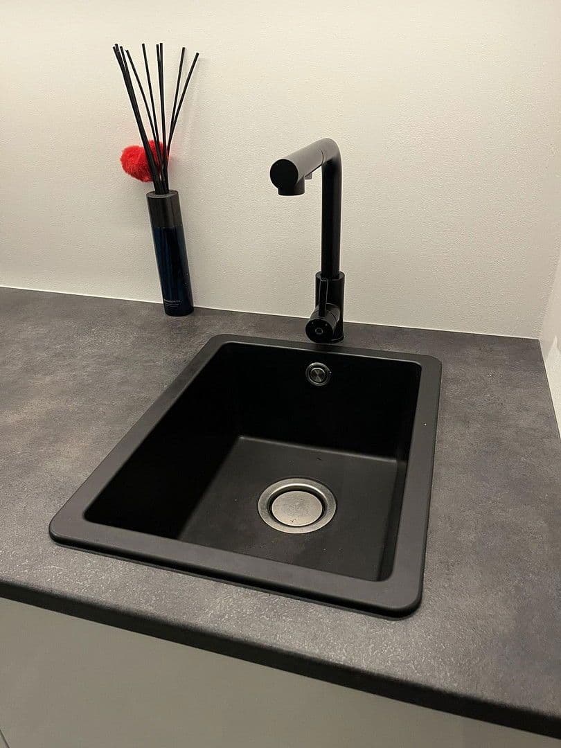 Prenájom bytu 1-izbový 34 m², Kölner Strasse 1, Leverkusen, Severné Porýnie - Westfálsko Prenájom bytu 1-izbový 34 m², Kölner Strasse 1, Leverkusen, Severné Porýnie - Westfálsko