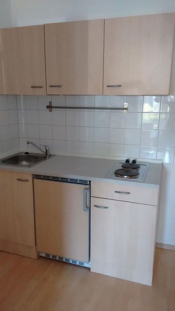 Prenájom bytu 1-izbový 33 m², Landau, Porýnie-Falcko Prenájom bytu 1-izbový 33 m², Landau, Porýnie-Falcko