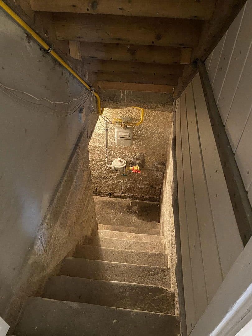 Predaj domu 122 m², pozemek 116 m², Hauptstraße 21, Ebersdorf b.Coburg, Bavorsko Predaj domu 122 m², pozemek 116 m², Hauptstraße 21, Ebersdorf b.Coburg, Bavorsko