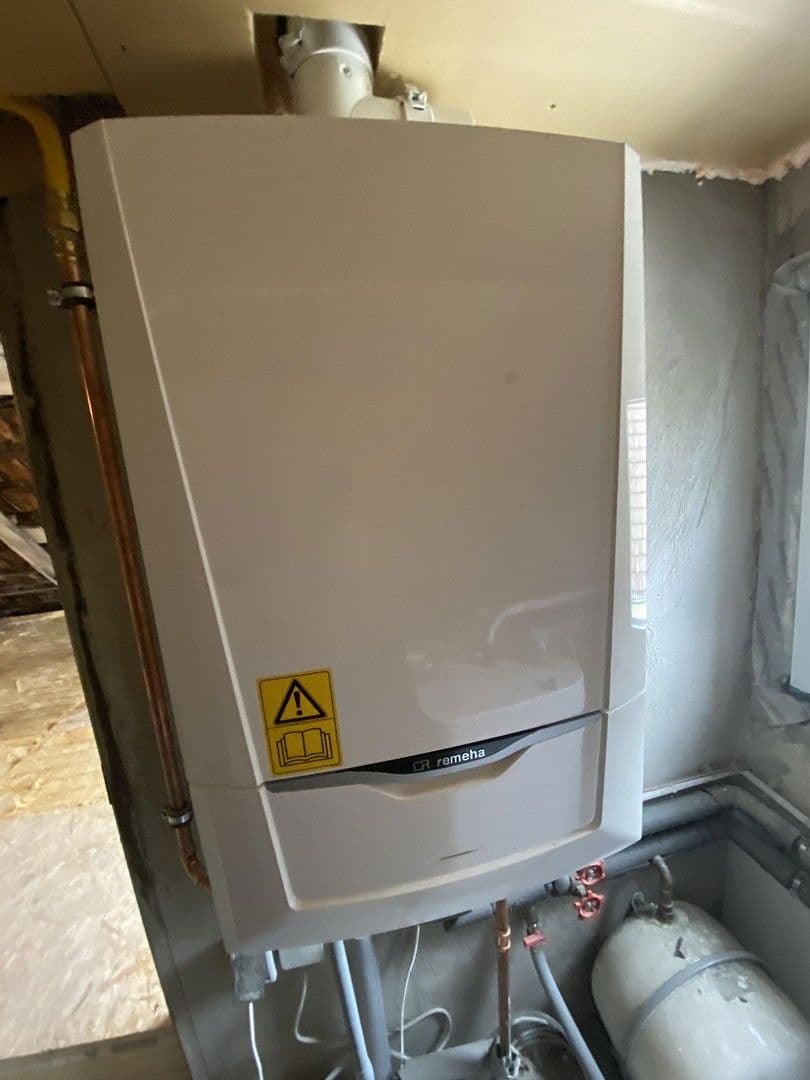 Predaj domu 122 m², pozemek 116 m², Hauptstraße 21, Ebersdorf b.Coburg, Bavorsko Predaj domu 122 m², pozemek 116 m², Hauptstraße 21, Ebersdorf b.Coburg, Bavorsko