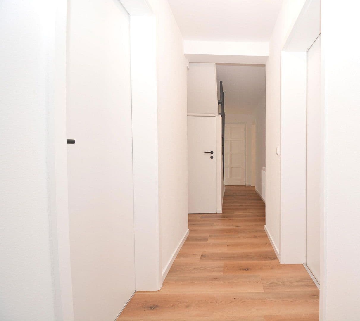 Predaj domu 122 m², pozemek 116 m², Hauptstraße 21, Ebersdorf b.Coburg, Bavorsko Predaj domu 122 m², pozemek 116 m², Hauptstraße 21, Ebersdorf b.Coburg, Bavorsko