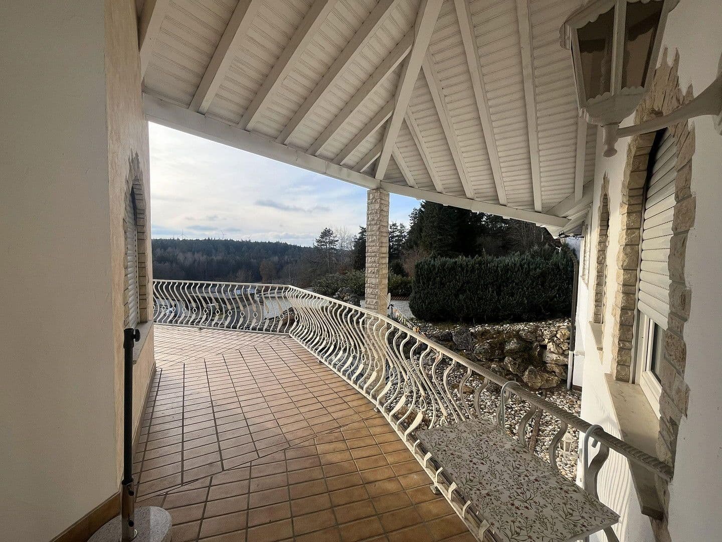 Predaj domu 400 m², pozemek 2.000 m², Birkenwaldstrasse 43, Fichtenau, Bádensko-Wurttembersko Predaj domu 400 m², pozemek 2.000 m², Birkenwaldstrasse 43, Fichtenau, Bádensko-Wurttembersko