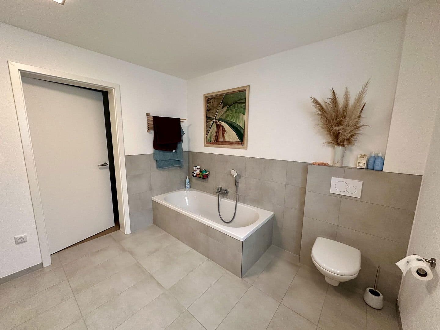 Predaj bytu 3-izbový 100 m², Rottenburg a. d. Laaber, Bavorsko Predaj bytu 3-izbový 100 m², Rottenburg a. d. Laaber, Bavorsko