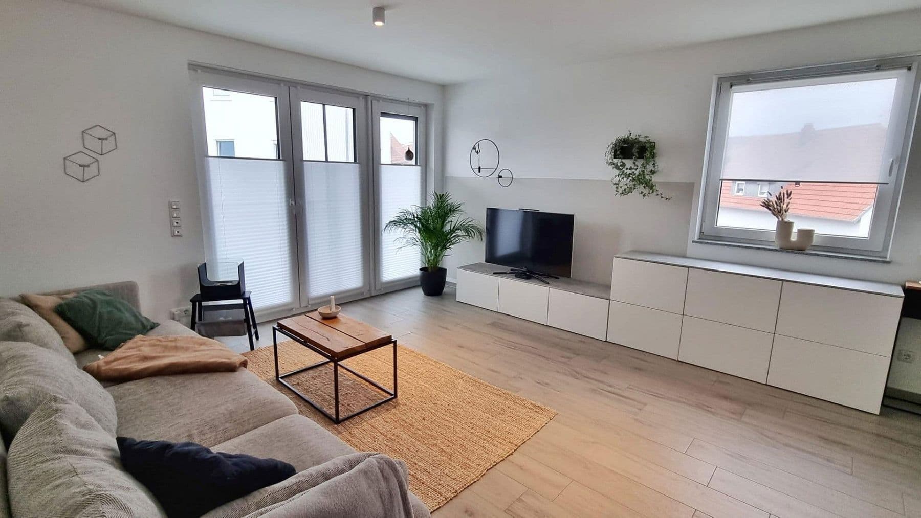 Predaj domu 450 m², pozemek 1.000 m², Ebsdorfergrund, Hesensko Predaj domu 450 m², pozemek 1.000 m², Ebsdorfergrund, Hesensko