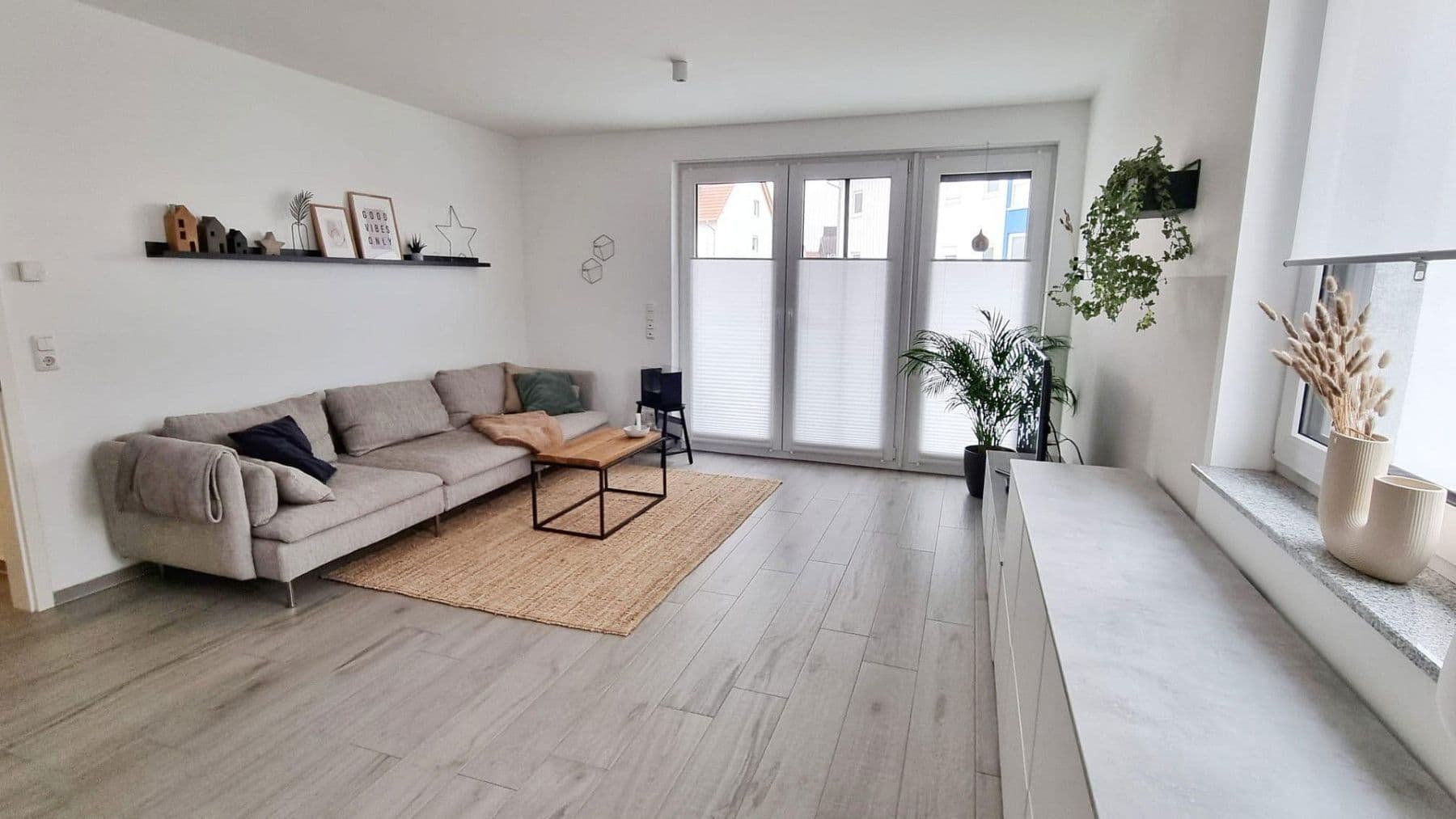 Predaj domu 450 m², pozemek 1.000 m², Ebsdorfergrund, Hesensko Predaj domu 450 m², pozemek 1.000 m², Ebsdorfergrund, Hesensko