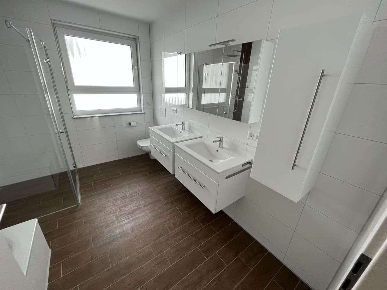 Predaj domu 450 m², pozemek 1.000 m², Ebsdorfergrund, Hesensko Predaj domu 450 m², pozemek 1.000 m², Ebsdorfergrund, Hesensko