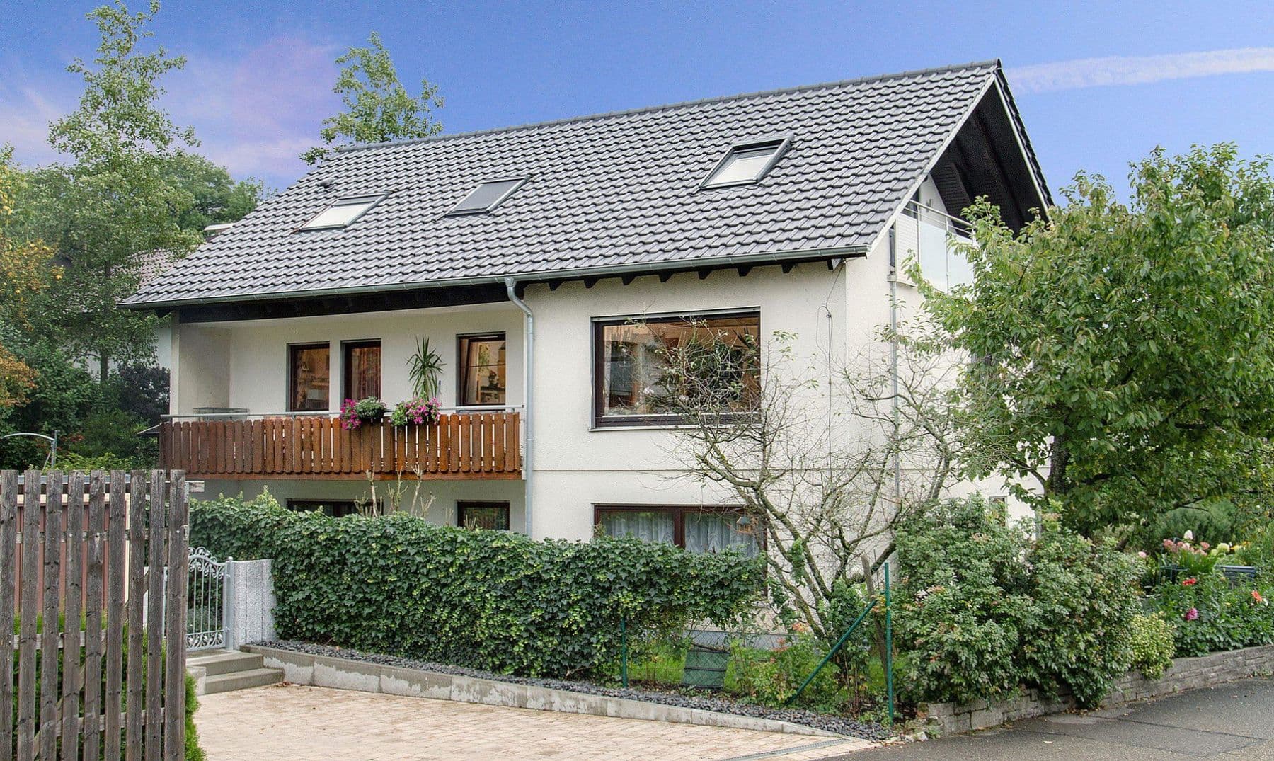 Predaj domu 530 m², pozemek 1.727 m², Kükenbrucherstr 24, Extertal, Severné Porýnie - Westfálsko Predaj domu 530 m², pozemek 1.727 m², Kükenbrucherstr 24, Extertal, Severné Porýnie - Westfálsko