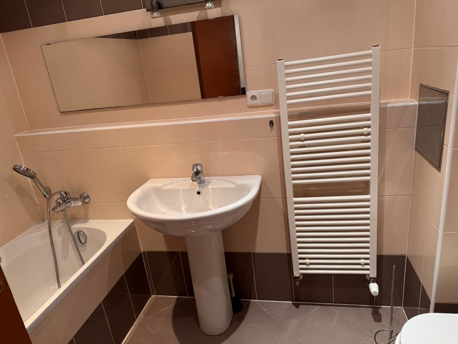 Predaj bytu 2-izbový 46 m², Heinemannova, Praha, Praha Predaj bytu 2-izbový 46 m², Heinemannova, Praha, Praha