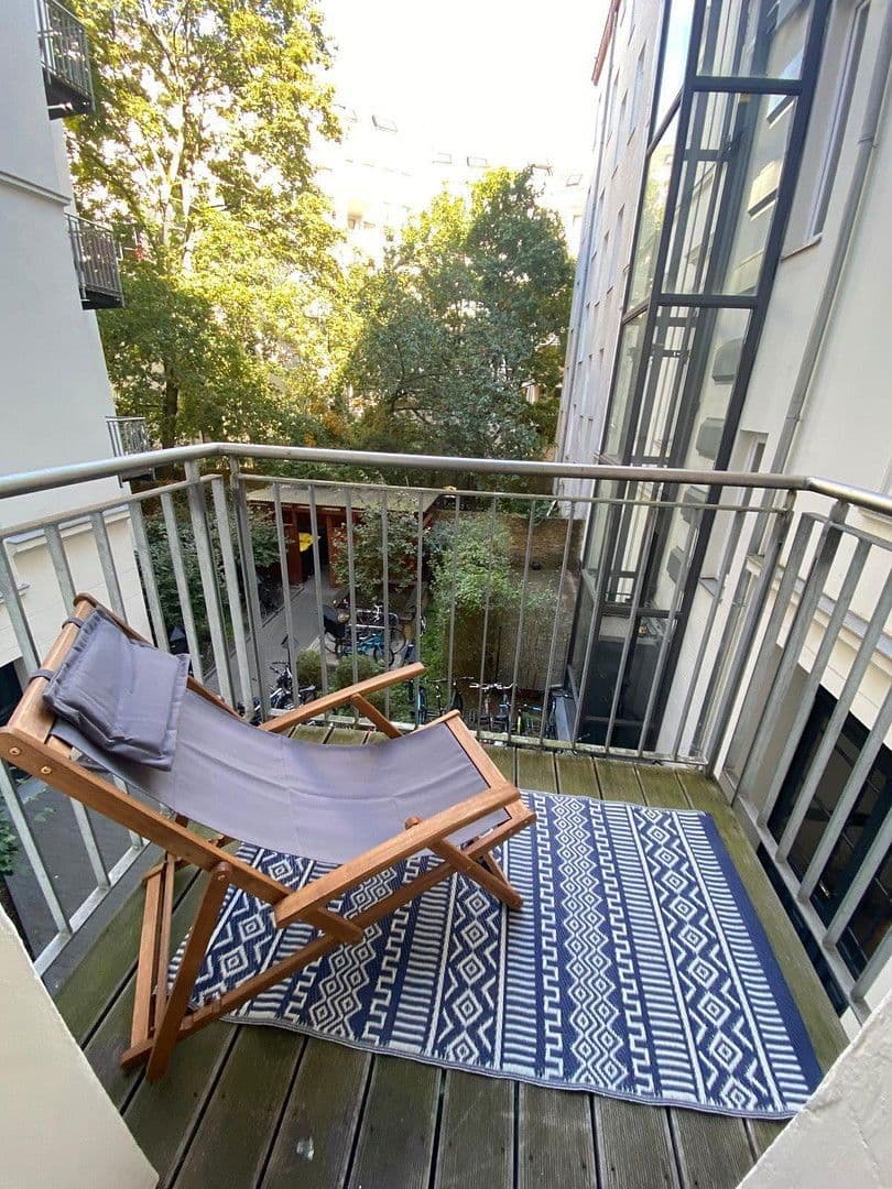 Prenájom bytu 1-izbový 42 m², Berlin, Berlín Prenájom bytu 1-izbový 42 m², Berlin, Berlín