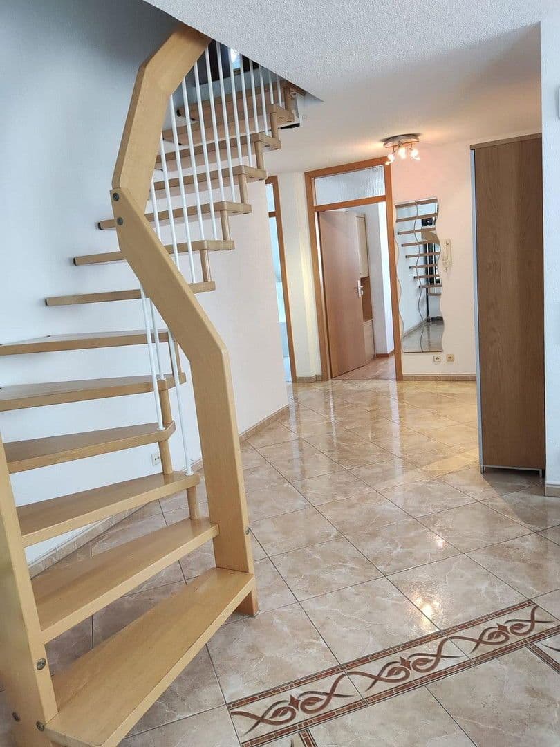 Predaj bytu 4-izbový 94 m², Friedrich-von-Heyd-Strasse, Weinsberg, Bádensko-Wurttembersko Predaj bytu 4-izbový 94 m², Friedrich-von-Heyd-Strasse, Weinsberg, Bádensko-Wurttembersko