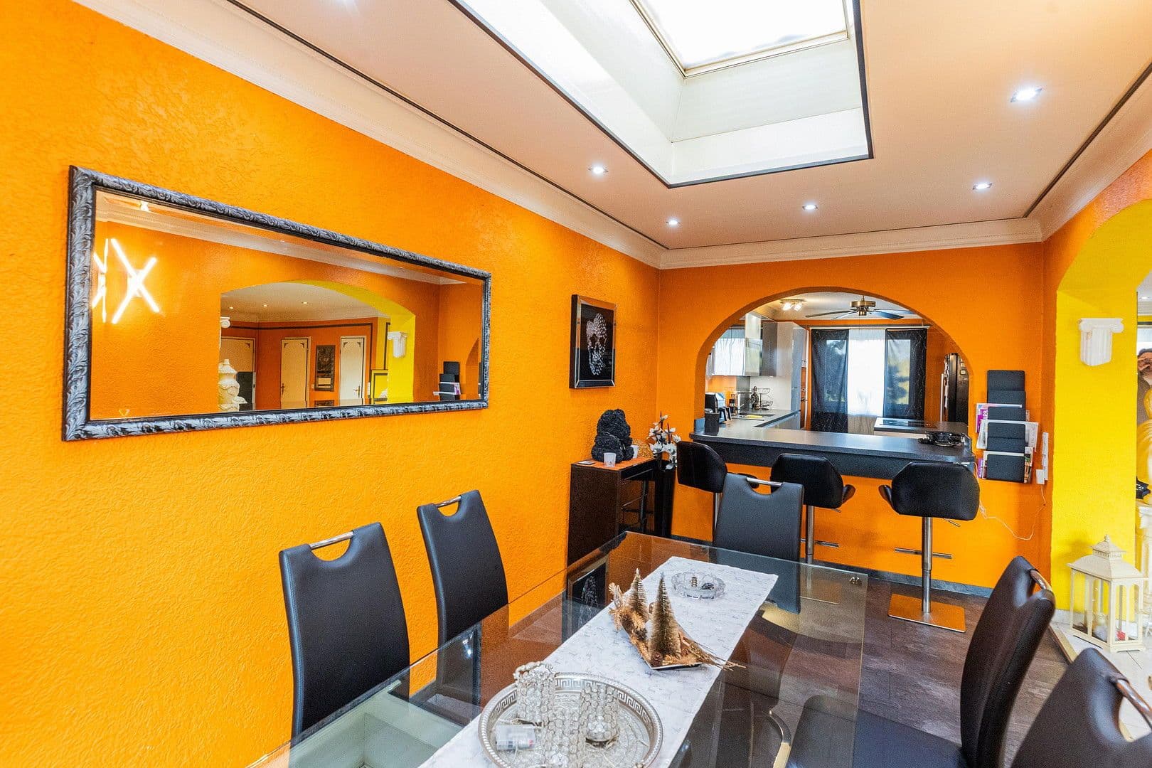 Predaj bytu 6-izbový 252 m², Mannheim, Bádensko-Wurttembersko Predaj bytu 6-izbový 252 m², Mannheim, Bádensko-Wurttembersko