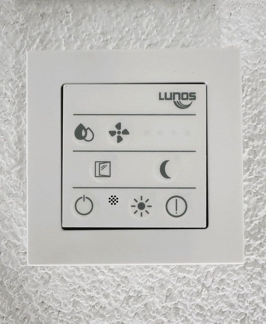 Prenájom bytu 2-izbový 46 m², Fichtestr. 42, Singen (Hohentwiel), Bádensko-Wurttembersko Prenájom bytu 2-izbový 46 m², Fichtestr. 42, Singen (Hohentwiel), Bádensko-Wurttembersko