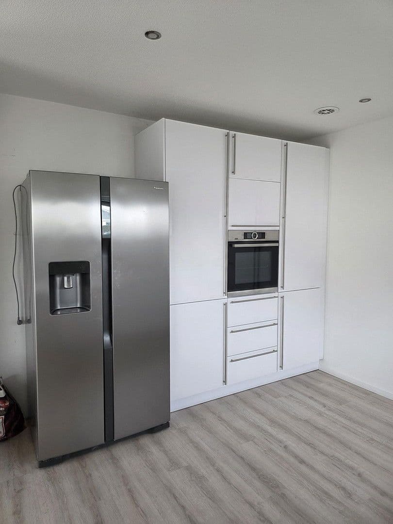 Predaj domu 167 m², pozemek 603 m², Niedereschach, Bádensko-Wurttembersko Predaj domu 167 m², pozemek 603 m², Niedereschach, Bádensko-Wurttembersko