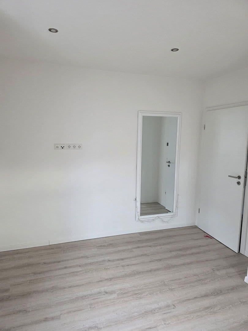 Predaj domu 167 m², pozemek 603 m², Niedereschach, Bádensko-Wurttembersko Predaj domu 167 m², pozemek 603 m², Niedereschach, Bádensko-Wurttembersko