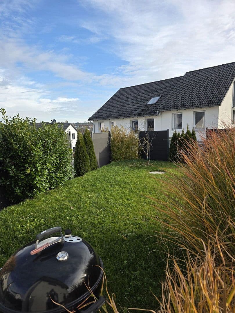 Predaj domu 167 m², pozemek 603 m², Niedereschach, Bádensko-Wurttembersko Predaj domu 167 m², pozemek 603 m², Niedereschach, Bádensko-Wurttembersko