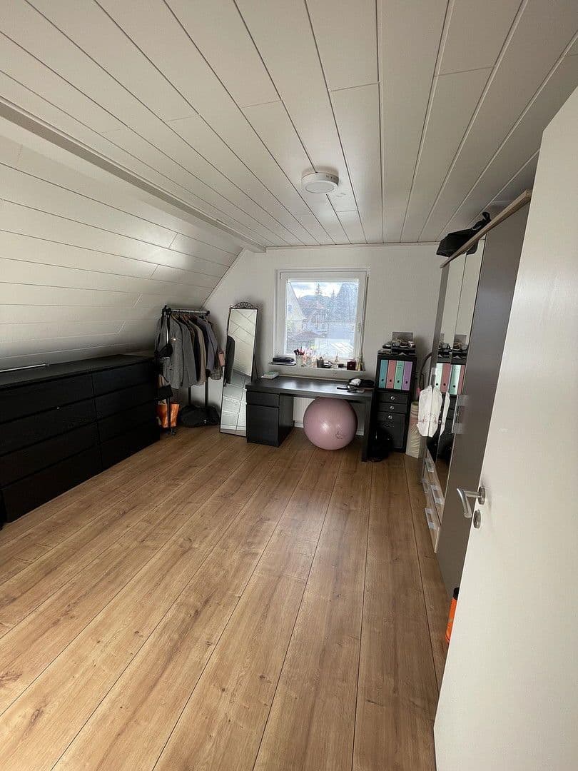 Predaj domu 140 m², pozemek 479 m², Balingen, Bádensko-Wurttembersko Predaj domu 140 m², pozemek 479 m², Balingen, Bádensko-Wurttembersko