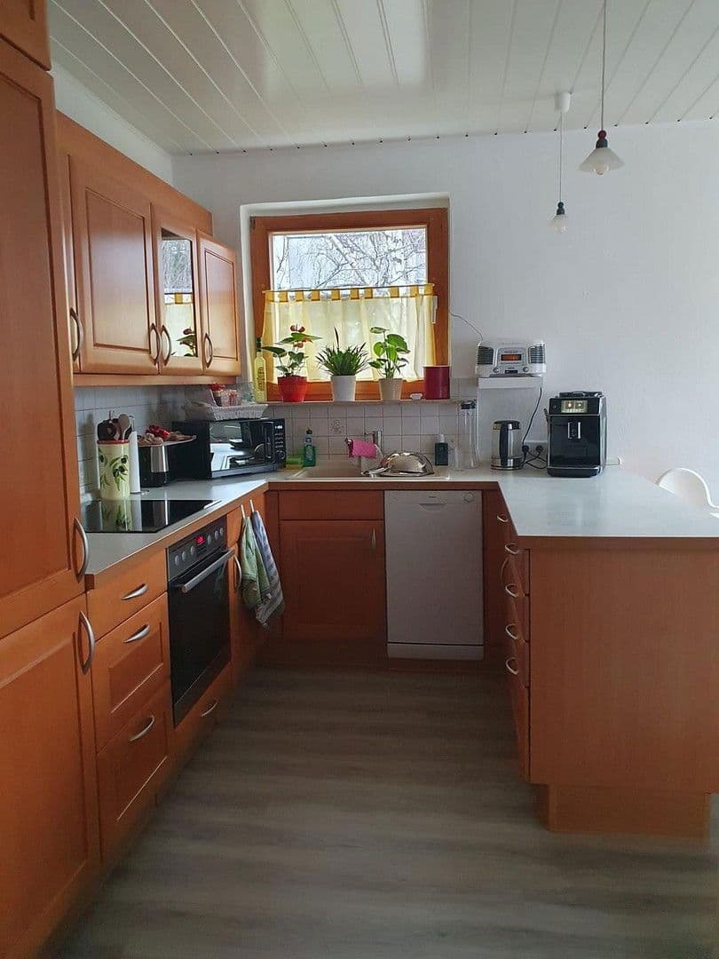 Predaj bytu 2-izbový 72 m², Burgfrauenstrasse 118a, Berlin, Berlín Predaj bytu 2-izbový 72 m², Burgfrauenstrasse 118a, Berlin, Berlín
