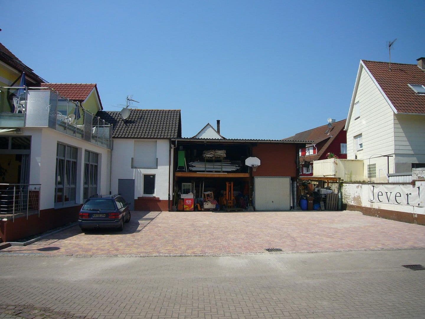 Prenájom bytu 2-izbový 44 m², Durlacherstr. 24, Keltern, Bádensko-Wurttembersko Prenájom bytu 2-izbový 44 m², Durlacherstr. 24, Keltern, Bádensko-Wurttembersko