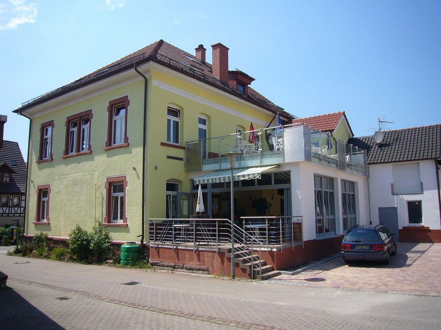 Prenájom bytu 2-izbový 44 m², Durlacherstr. 24, Keltern, Bádensko-Wurttembersko Prenájom bytu 2-izbový 44 m², Durlacherstr. 24, Keltern, Bádensko-Wurttembersko