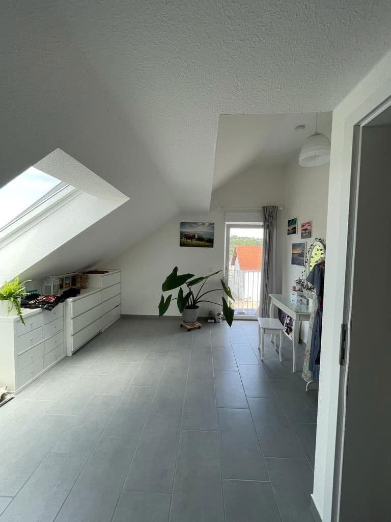 Predaj bytu 3-izbový 82 m², Kraichtal, Bádensko-Wurttembersko Predaj bytu 3-izbový 82 m², Kraichtal, Bádensko-Wurttembersko
