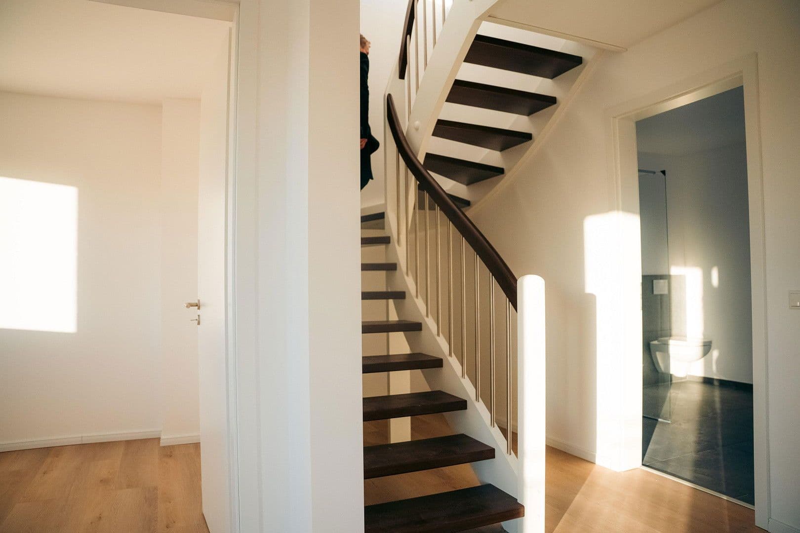 Prenájom bytu 3-izbový 92 m², Hackländerstr. 5, Osnabrück, Dolné Sasko Prenájom bytu 3-izbový 92 m², Hackländerstr. 5, Osnabrück, Dolné Sasko