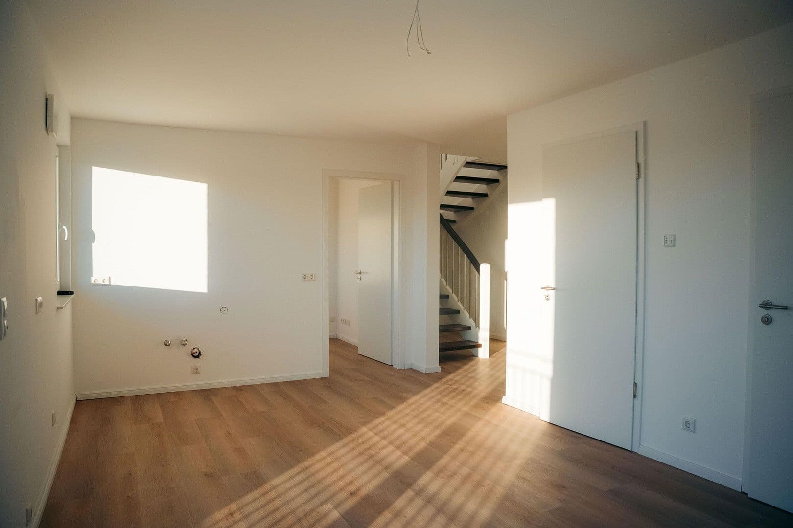 Prenájom bytu 3-izbový 92 m², Hackländerstr. 5, Osnabrück, Dolné Sasko Prenájom bytu 3-izbový 92 m², Hackländerstr. 5, Osnabrück, Dolné Sasko