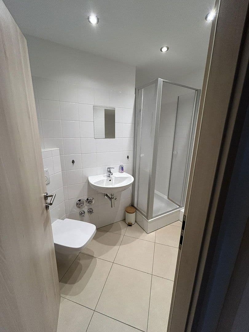 Prenájom bytu 2-izbový 66 m², Reginharstraße 2, Bergisch Gladbach, Severné Porýnie - Westfálsko Prenájom bytu 2-izbový 66 m², Reginharstraße 2, Bergisch Gladbach, Severné Porýnie - Westfálsko