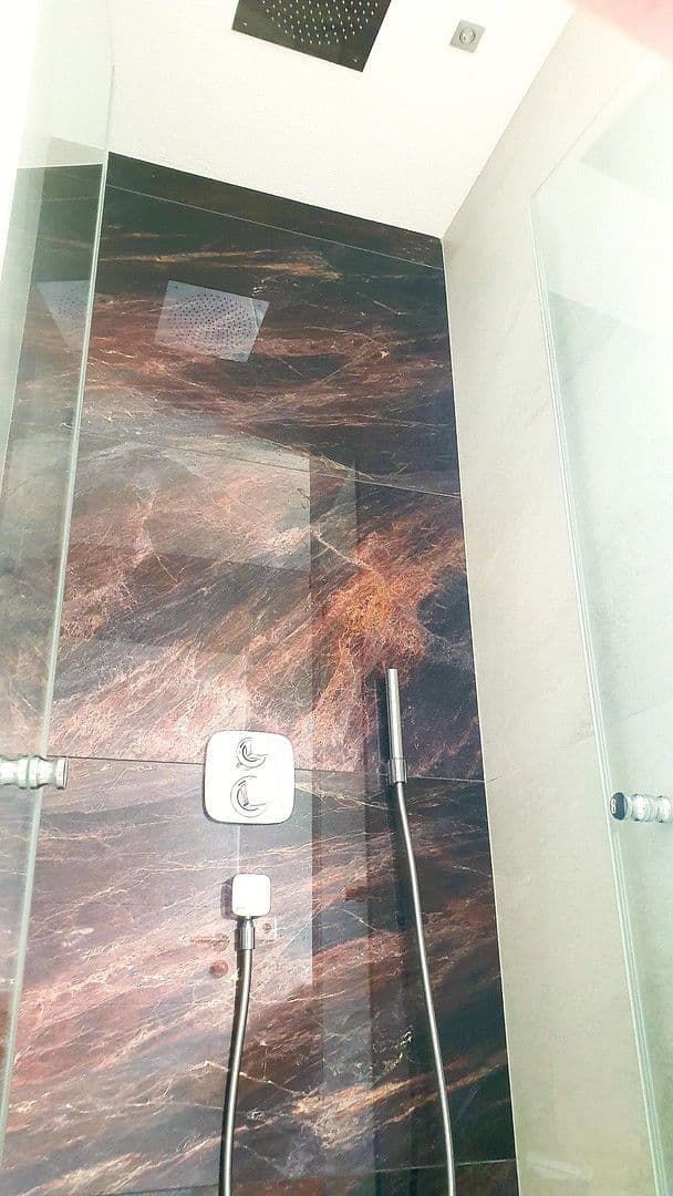 Prenájom bytu 3-izbový 126 m², Hummelskuppe, Petersberg, Hesensko Prenájom bytu 3-izbový 126 m², Hummelskuppe, Petersberg, Hesensko