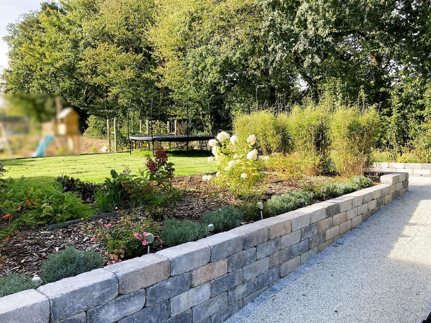 Prenájom bytu 3-izbový 126 m², Hummelskuppe, Petersberg, Hesensko Prenájom bytu 3-izbový 126 m², Hummelskuppe, Petersberg, Hesensko