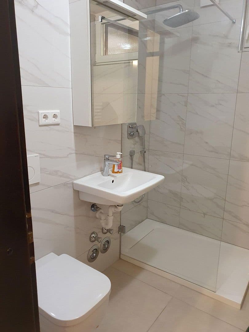 Prenájom bytu 1-izbový 39 m², Ingolstadt, Bavorsko Prenájom bytu 1-izbový 39 m², Ingolstadt, Bavorsko