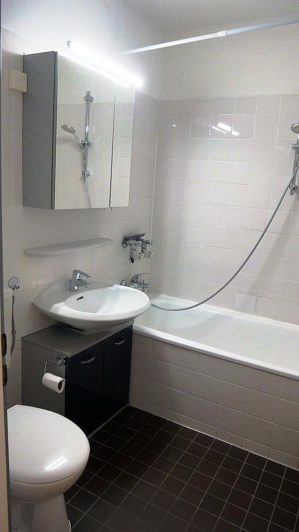 Predaj bytu 1-izbový 38 m², Riesstr. 65 / 3, München, Bavorsko Predaj bytu 1-izbový 38 m², Riesstr. 65 / 3, München, Bavorsko