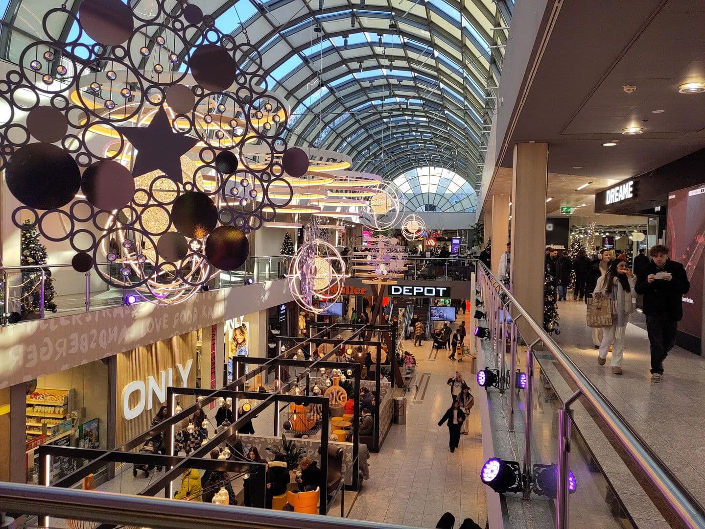 Predaj bytu 1-izbový 38 m², Riesstr. 65 / 3, München, Bavorsko Predaj bytu 1-izbový 38 m², Riesstr. 65 / 3, München, Bavorsko