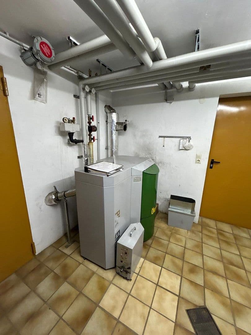 Predaj domu 171 m², pozemek 396 m², Weilheim an der Teck, Bádensko-Wurttembersko Predaj domu 171 m², pozemek 396 m², Weilheim an der Teck, Bádensko-Wurttembersko