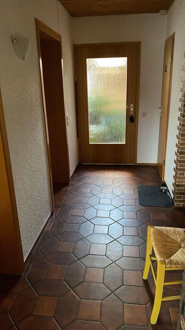 Predaj domu 171 m², pozemek 396 m², Weilheim an der Teck, Bádensko-Wurttembersko Predaj domu 171 m², pozemek 396 m², Weilheim an der Teck, Bádensko-Wurttembersko