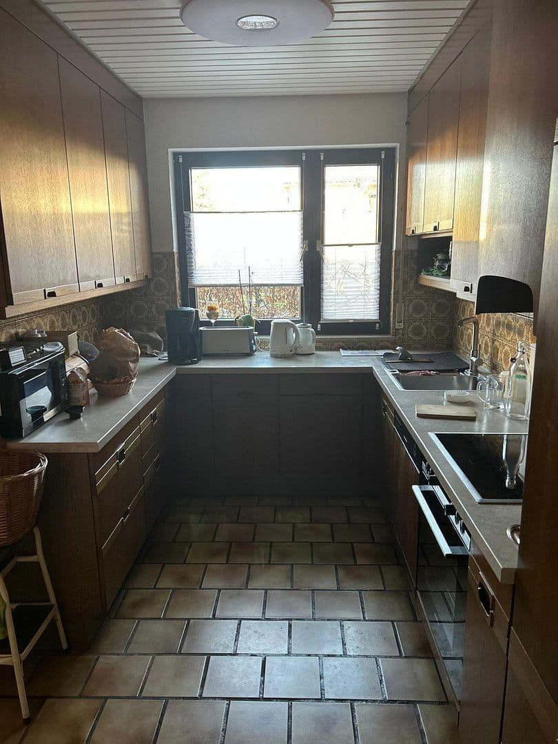 Predaj domu 171 m², pozemek 396 m², Weilheim an der Teck, Bádensko-Wurttembersko Predaj domu 171 m², pozemek 396 m², Weilheim an der Teck, Bádensko-Wurttembersko