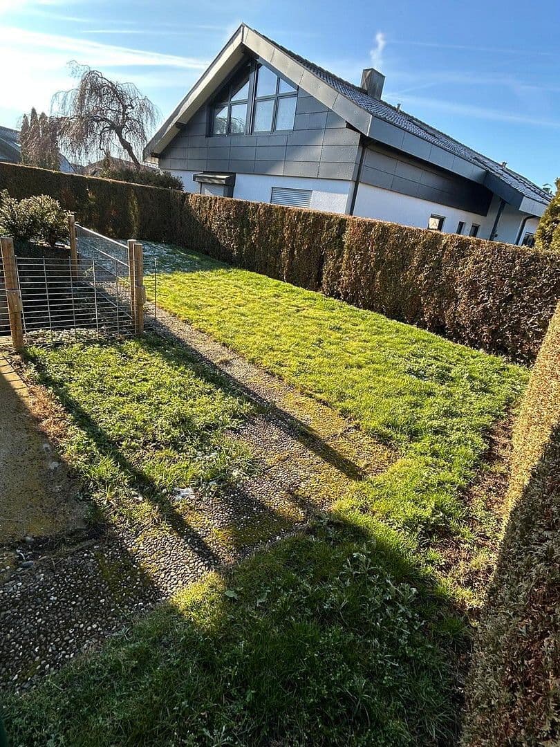 Predaj domu 171 m², pozemek 396 m², Weilheim an der Teck, Bádensko-Wurttembersko Predaj domu 171 m², pozemek 396 m², Weilheim an der Teck, Bádensko-Wurttembersko