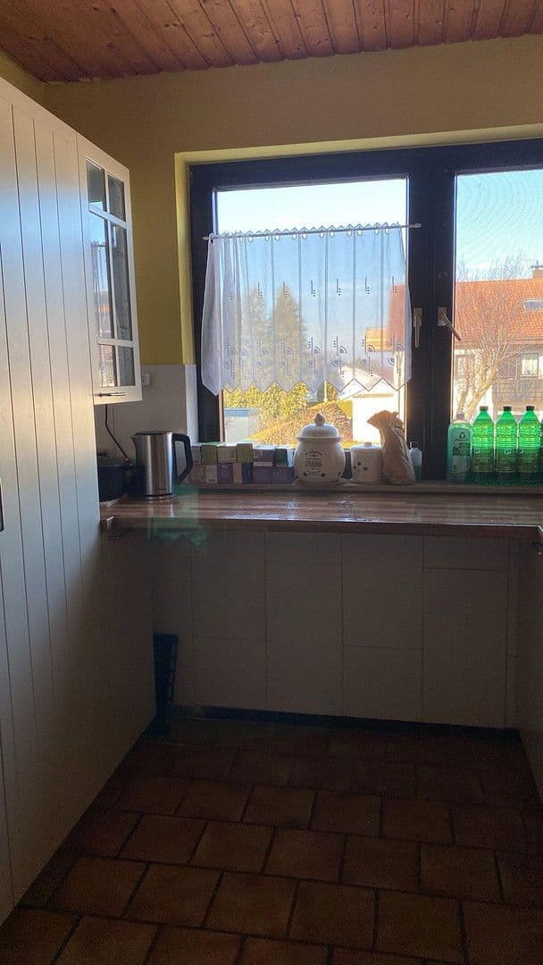 Predaj domu 171 m², pozemek 396 m², Weilheim an der Teck, Bádensko-Wurttembersko Predaj domu 171 m², pozemek 396 m², Weilheim an der Teck, Bádensko-Wurttembersko