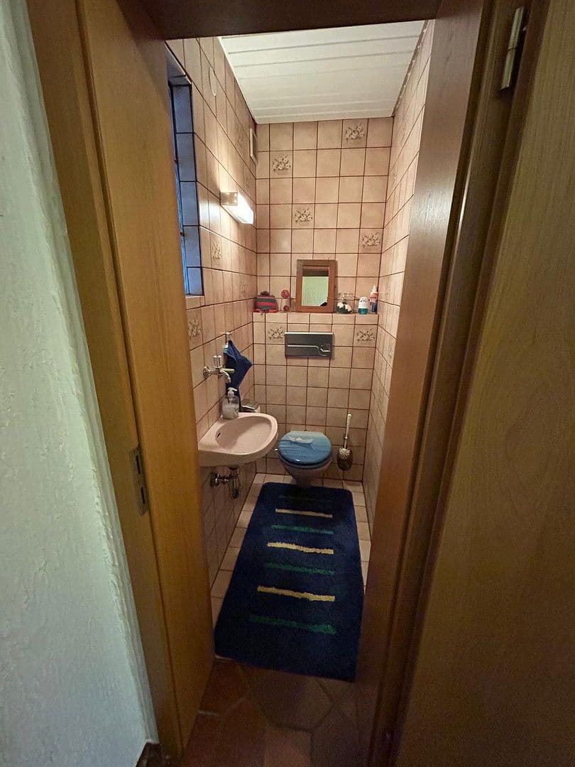 Predaj domu 171 m², pozemek 396 m², Weilheim an der Teck, Bádensko-Wurttembersko Predaj domu 171 m², pozemek 396 m², Weilheim an der Teck, Bádensko-Wurttembersko