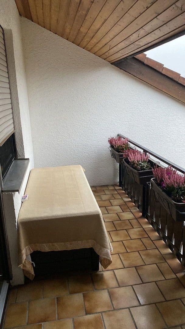 Predaj domu 171 m², pozemek 396 m², Weilheim an der Teck, Bádensko-Wurttembersko Predaj domu 171 m², pozemek 396 m², Weilheim an der Teck, Bádensko-Wurttembersko