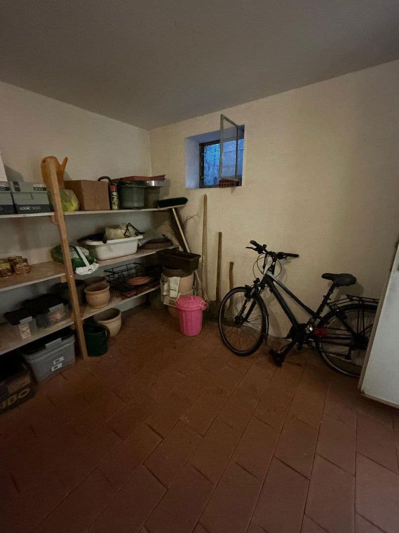 Predaj domu 171 m², pozemek 396 m², Weilheim an der Teck, Bádensko-Wurttembersko Predaj domu 171 m², pozemek 396 m², Weilheim an der Teck, Bádensko-Wurttembersko