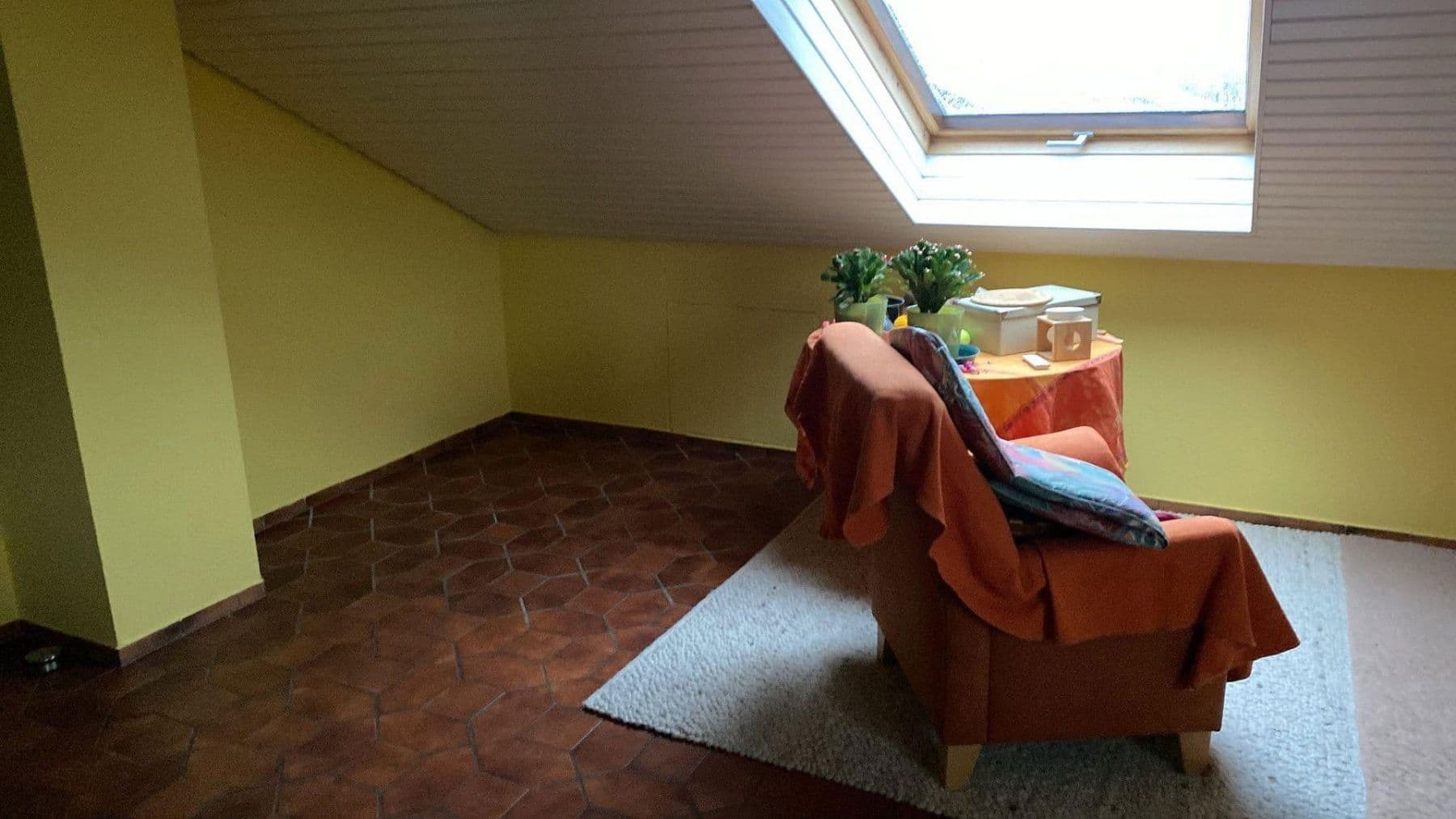 Predaj domu 171 m², pozemek 396 m², Weilheim an der Teck, Bádensko-Wurttembersko Predaj domu 171 m², pozemek 396 m², Weilheim an der Teck, Bádensko-Wurttembersko