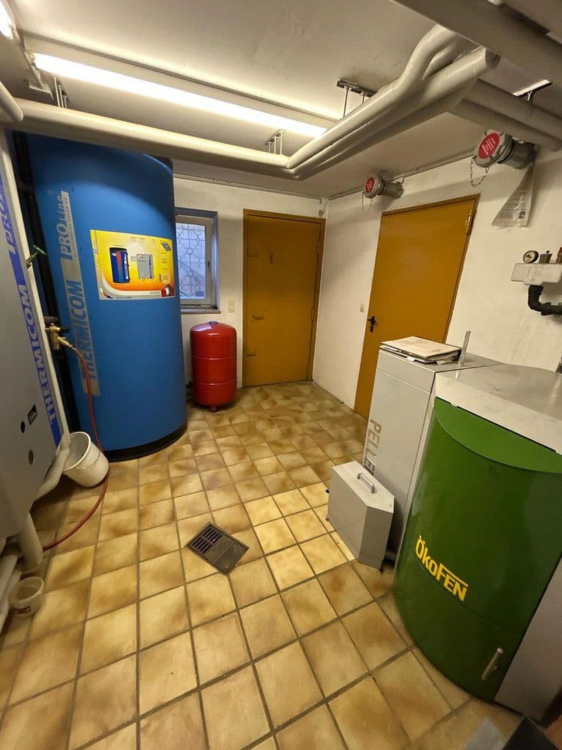 Predaj domu 171 m², pozemek 396 m², Weilheim an der Teck, Bádensko-Wurttembersko Predaj domu 171 m², pozemek 396 m², Weilheim an der Teck, Bádensko-Wurttembersko