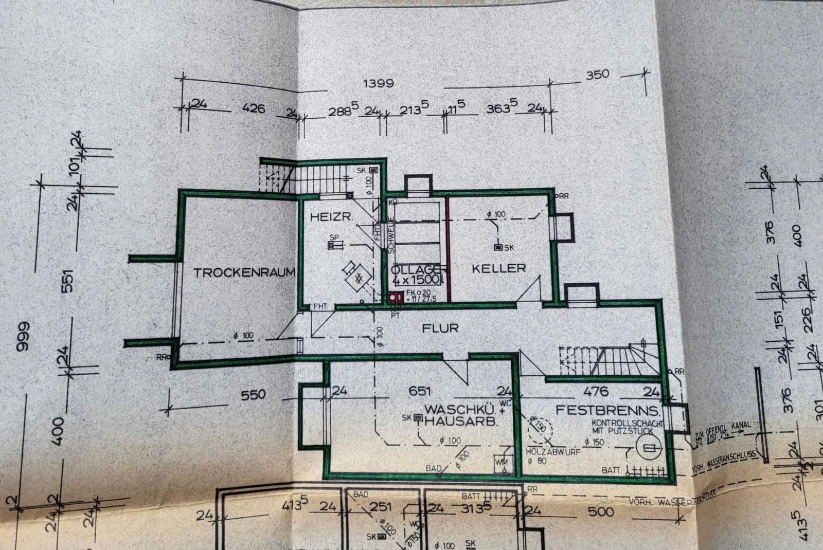 Predaj domu 171 m², pozemek 396 m², Weilheim an der Teck, Bádensko-Wurttembersko Predaj domu 171 m², pozemek 396 m², Weilheim an der Teck, Bádensko-Wurttembersko