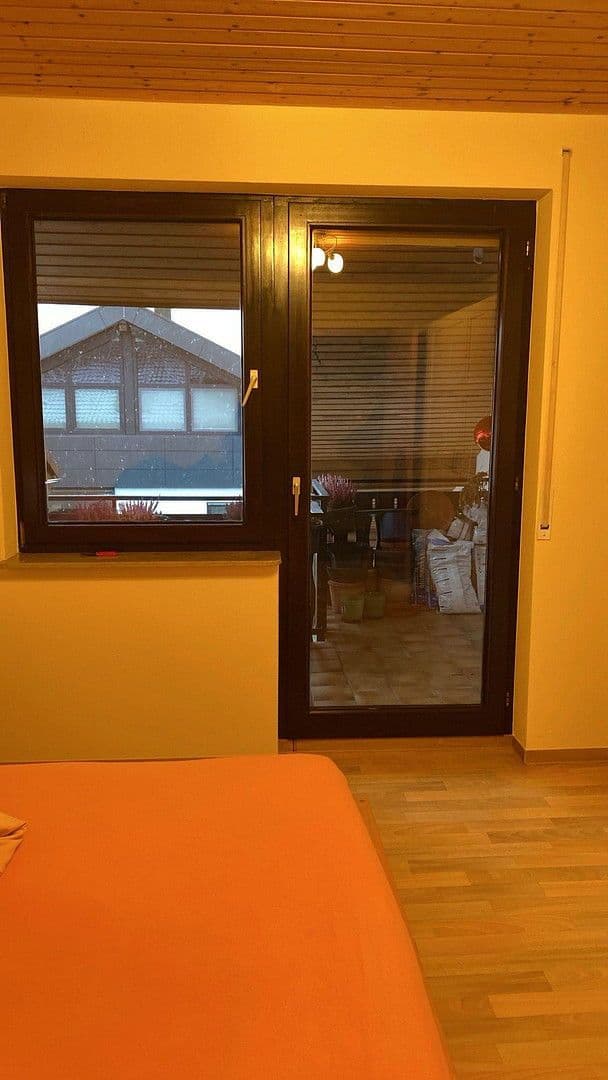 Predaj domu 171 m², pozemek 396 m², Weilheim an der Teck, Bádensko-Wurttembersko Predaj domu 171 m², pozemek 396 m², Weilheim an der Teck, Bádensko-Wurttembersko