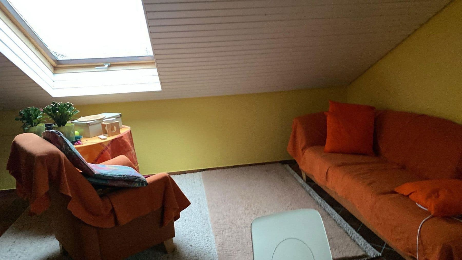 Predaj domu 171 m², pozemek 396 m², Weilheim an der Teck, Bádensko-Wurttembersko Predaj domu 171 m², pozemek 396 m², Weilheim an der Teck, Bádensko-Wurttembersko