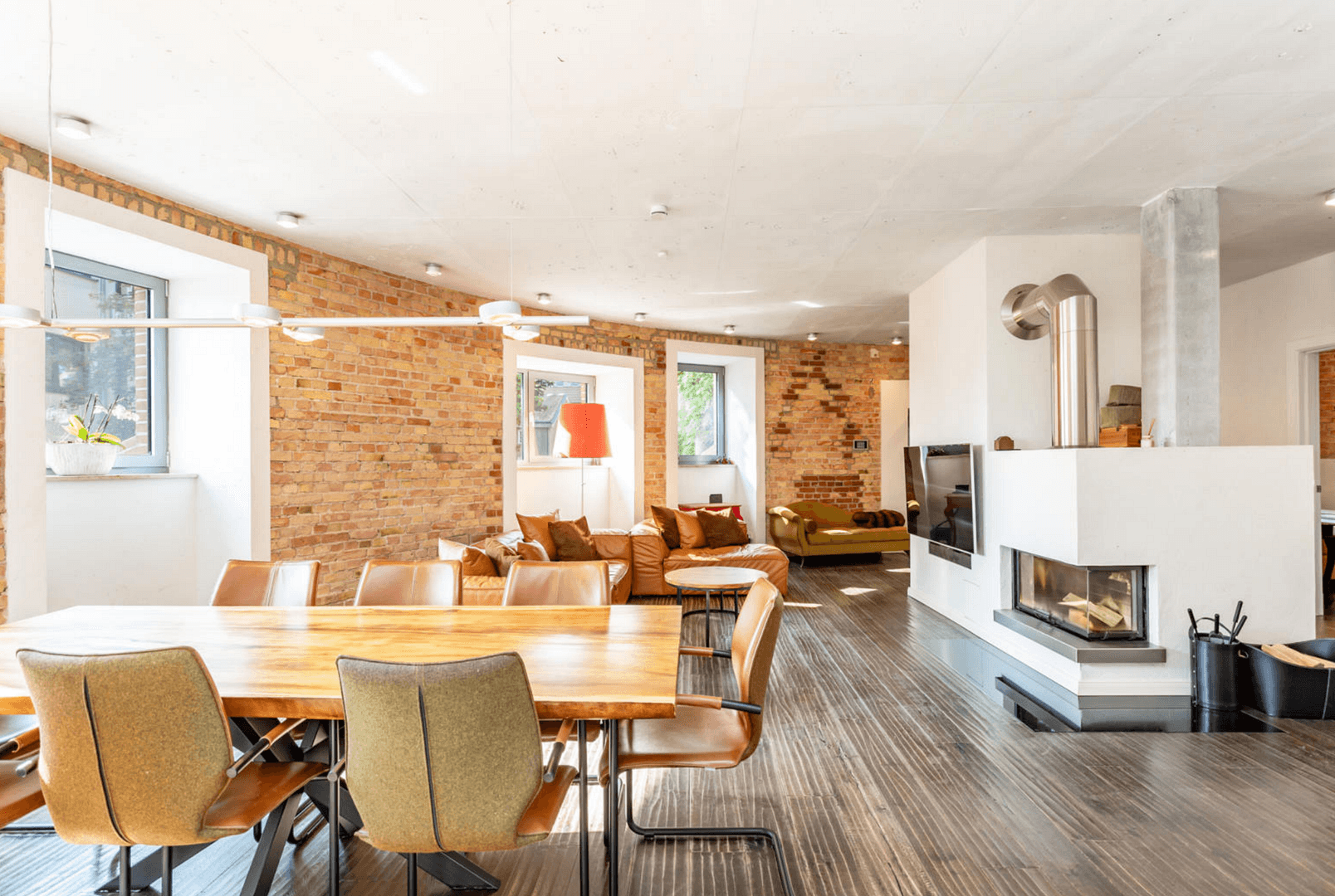 Prenájom bytu 4-izbový 206 m², Akazienallee 35a, Berlin, Berlín Prenájom bytu 4-izbový 206 m², Akazienallee 35a, Berlin, Berlín