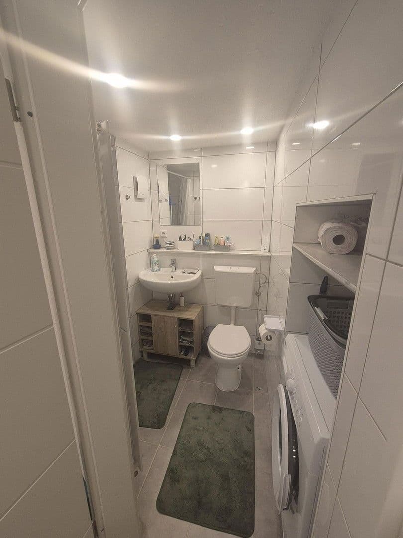 Predaj domu 200 m², pozemek 262 m², Illingen, Bádensko-Wurttembersko Predaj domu 200 m², pozemek 262 m², Illingen, Bádensko-Wurttembersko